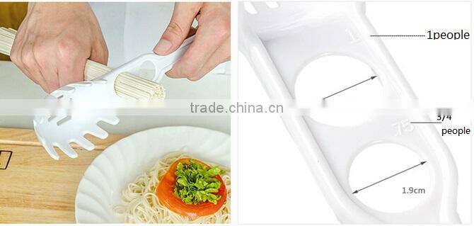 Wholesale Stock White Platic Sawtooth Noodle Ladle