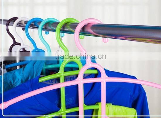 Wholesale Stock Small Order Plastic Magic Fishbone Shaped Hanger with 3layers