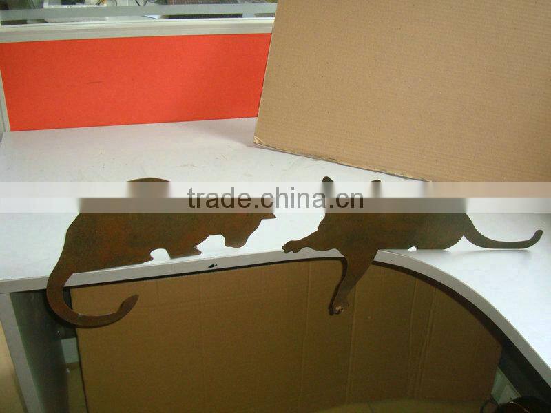 Metal Cat Decoration