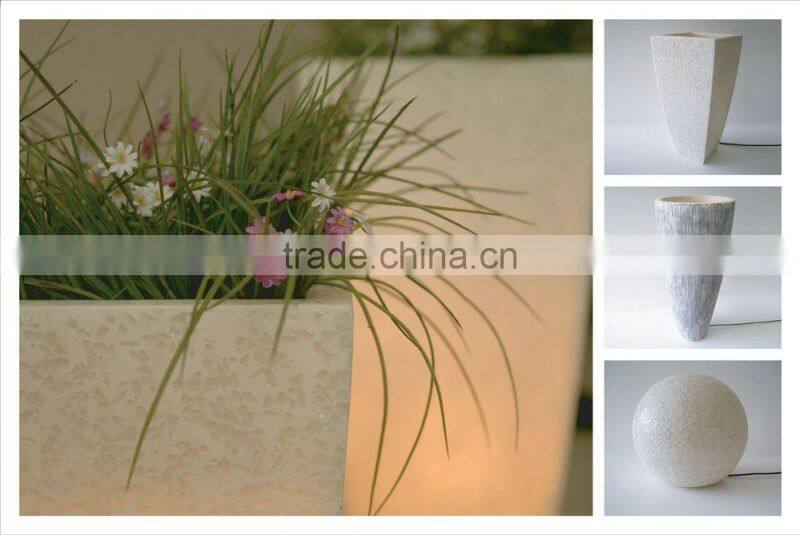 Garden planter pot with lights