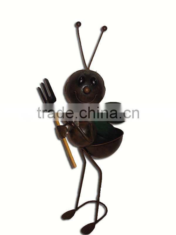 YS10131 unique metal ant made in Xiamen with size 12.5*10*28.5"