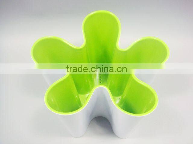 Two Tone Flower Shaped Melamine Colander Utensils