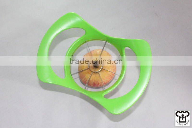 Colorful apple cutter w/stainless steel blade