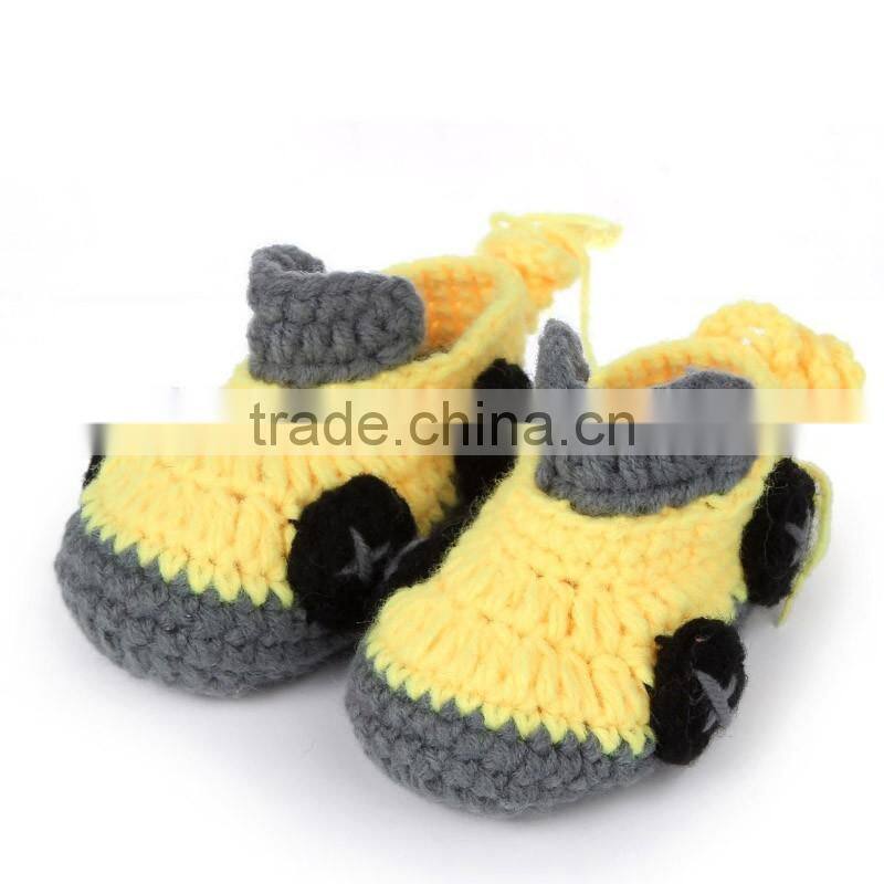 New design cheap handmade crochet baby shoes pattern LBS20151223-57