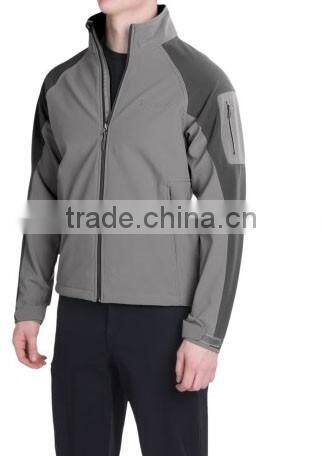 Wind and water resistant fully breathable jacket with lots of pockets