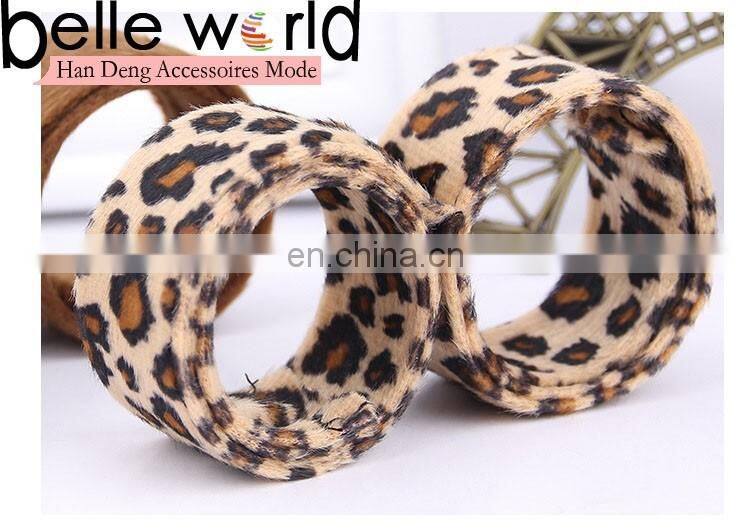 Black and Leopard print Donuts Bud Head Band Ball Fabric French Twist Magic DIY Tool Bun Maker