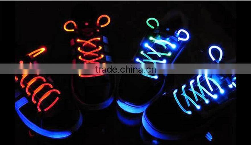 alibaba low cost lighted sneakers ,sneakers with led light for adults and kids, light up platform sneakers with led shoes