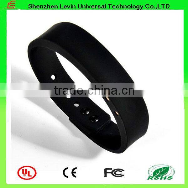 Smart Bluetooth 4.0 Watch Soft comfortable Wearable Waterproof Pedometer Wristband