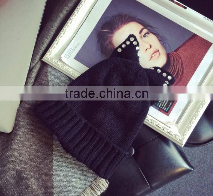 Fashion Charm Ladies Rhinestone Jewelry Pearl Bowknot Ear Cap Hat Beanie