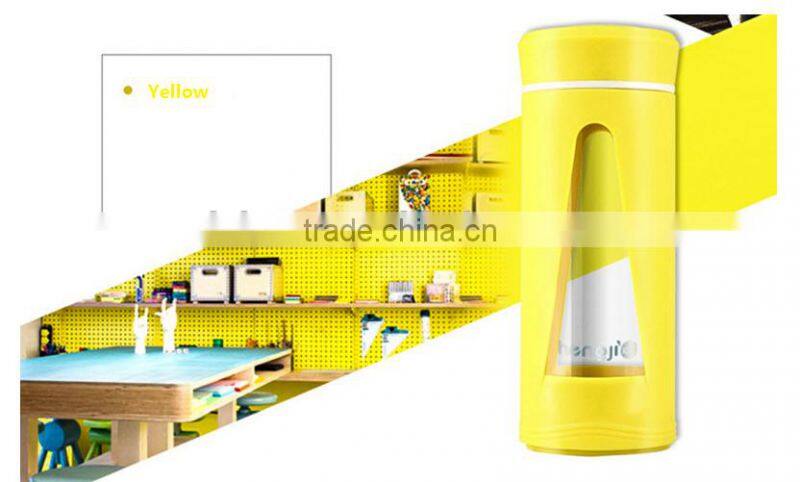 Amzing creative design suction tea bottle no BPA