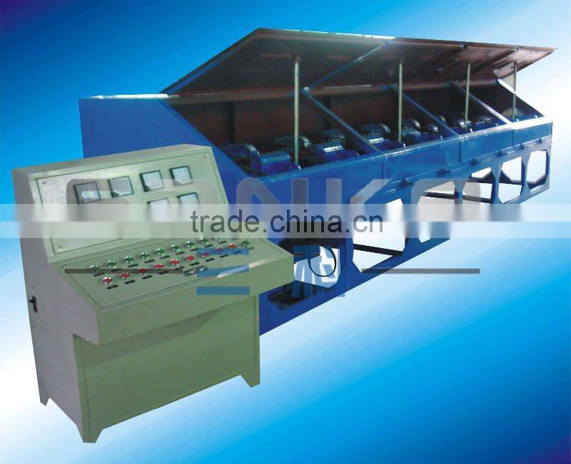 Automatic pipe polishing machine