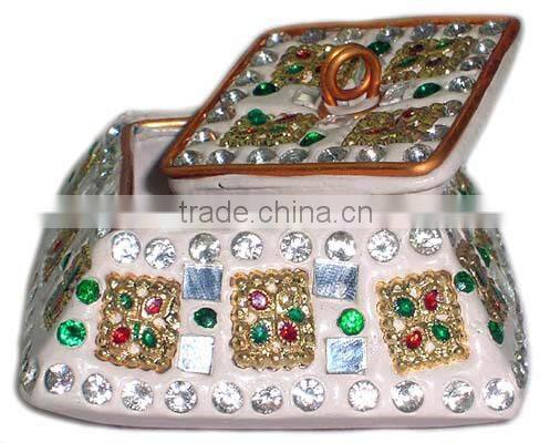 Small Sindoor Boxes / Small Kumkum Boxes / Gift Lac Boxes