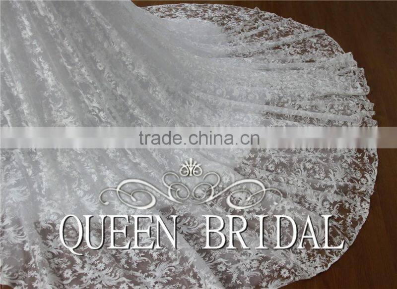 QUEEN BRIDAL 2016 New Design Ball Gown Luxury Bridal Arabic Wedding Dress Lace Long Sleeve