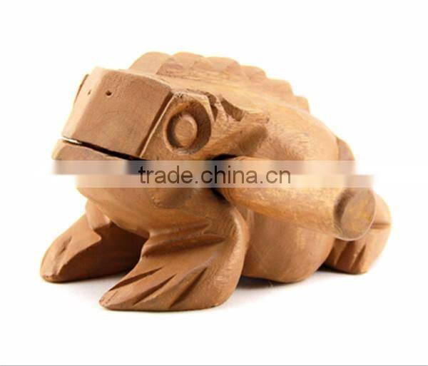singing decorative wooden croaking frog