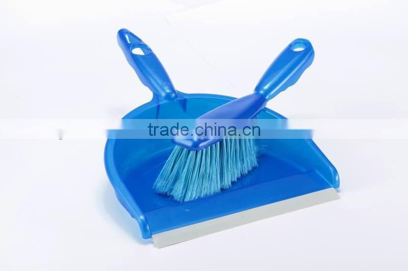 Dustpan broom set plastic with rubber very good quality