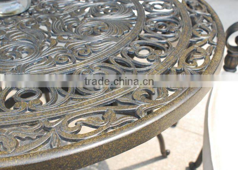 2016 Hot Selling New Fashion Elegant Cast Aluminium Furniture Table Set
