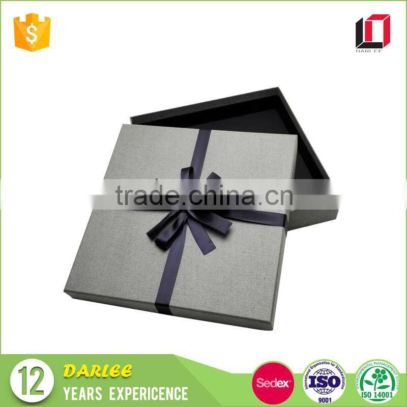 Wholesale china factory cardboard paper custom printing luxury t shirt packaging box with ribbon