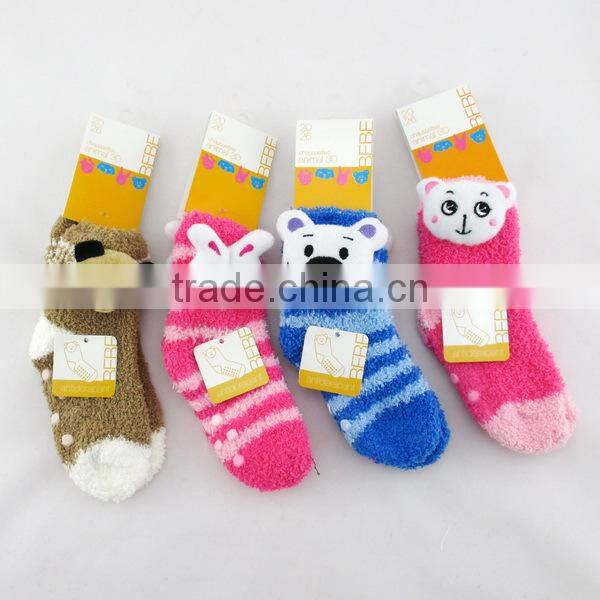 Wholesale Non-slip kids cartoon animal wholesale polyester socks