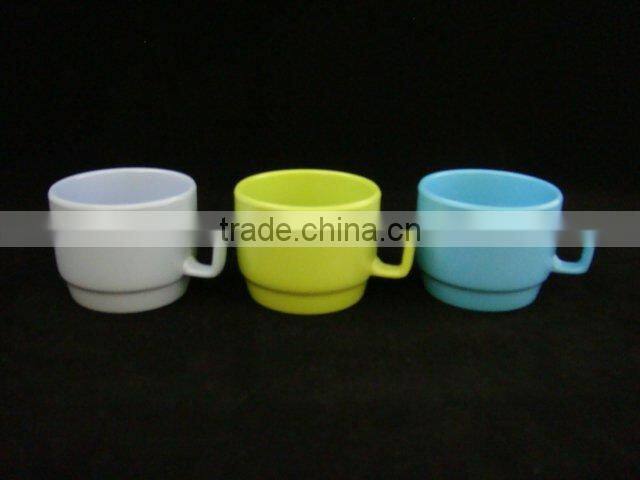 white melamine handle cup