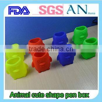 2015 Fashion pen stander, silicone decorative cartoon holder,