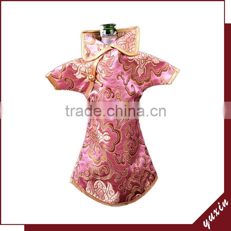 Tradtional garments wine bottle cover with wine bottle decoration WB1-043