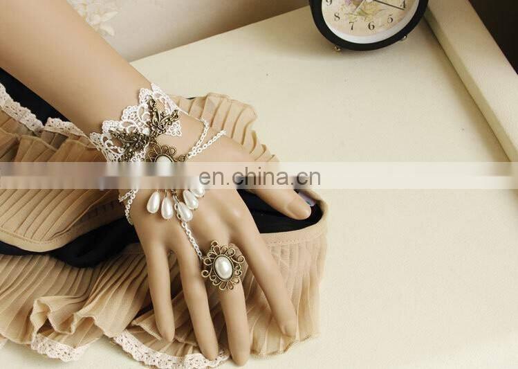 New Arrival Vintage White Lace Bride Wristlet Jewelry Bracelet