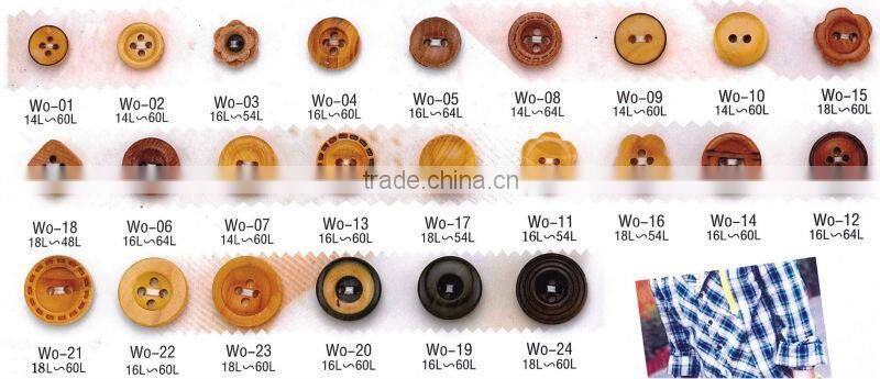 four holes real wooden buttons