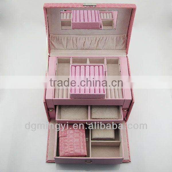 cosmetic display box with mirror