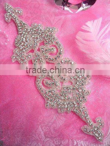 Bridal beaded rhinestone appliques to sew for wedding dresses and iron on rhinestones appliques wholesale