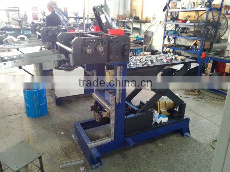 pneumatic flangling machine for can body