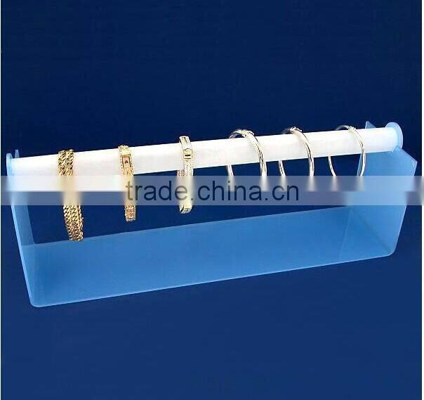 Multi-layer bracelet circular tube holder