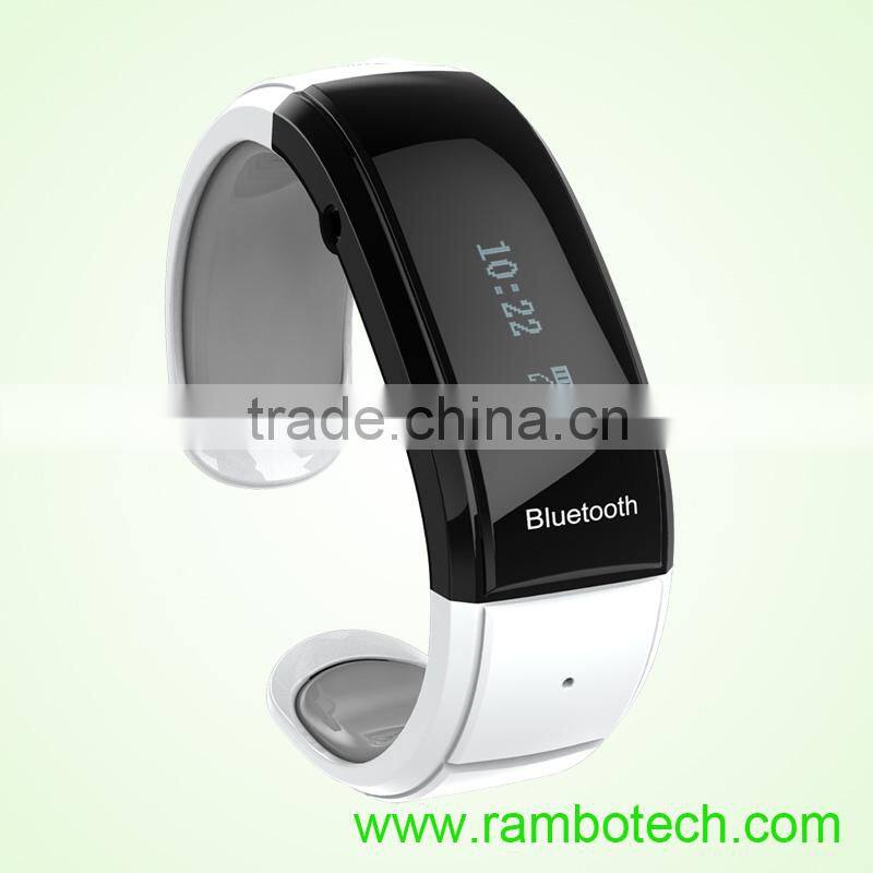 Fashionable bluetooth bracelet with vibration with powerful function