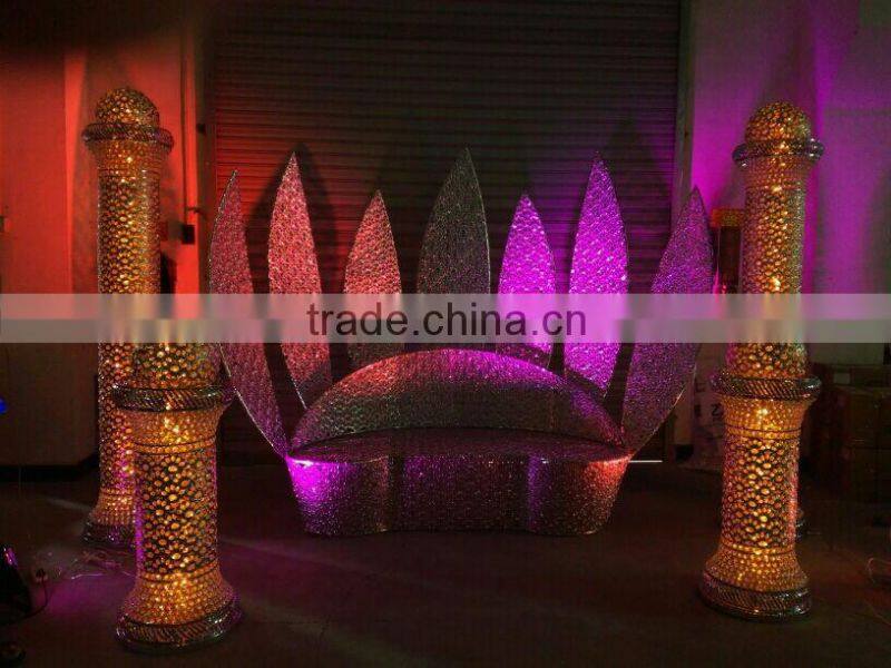 elegant new design wedding bride and groom chair with tall roman pillar for wedding decoration