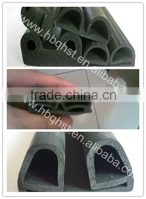 Low temperature refrigerator door rubber seal