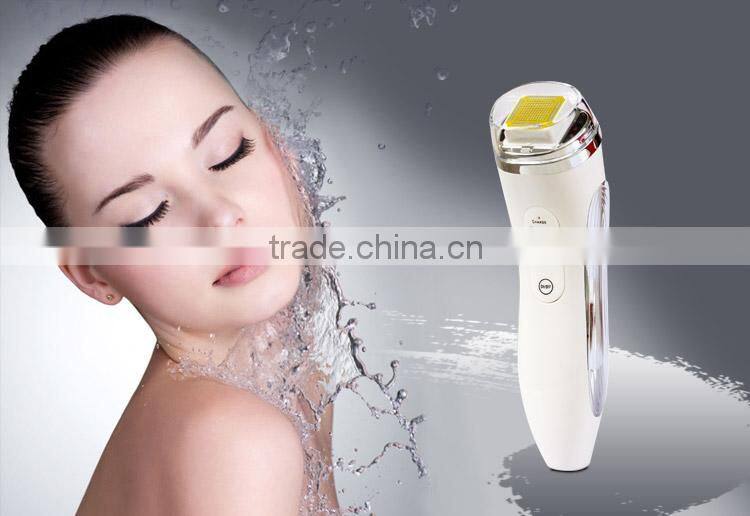 High Quality Mini Portable Anti-aging Dot Matrix Skin Care RF Thermagic Fractional RF Face Massager Device With Retail Box