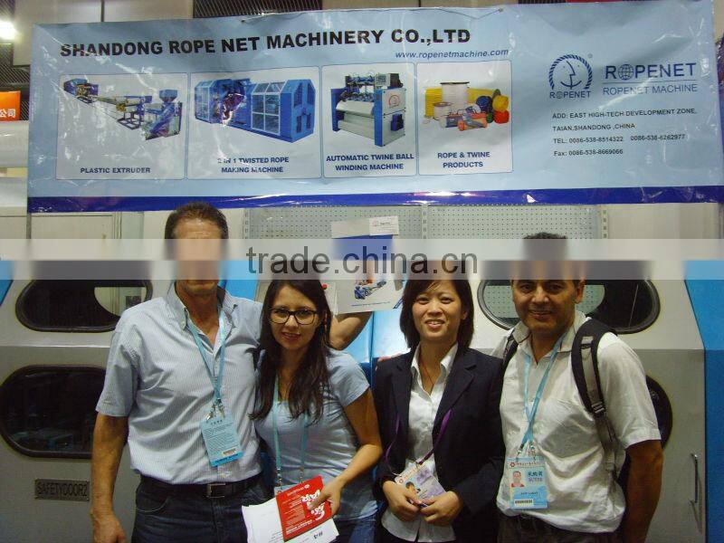 semi-automatic film wrapping packing machine