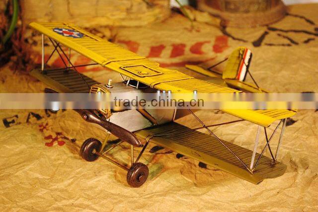 War biplane model