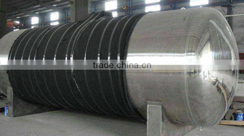 Horizontal distilled water tank