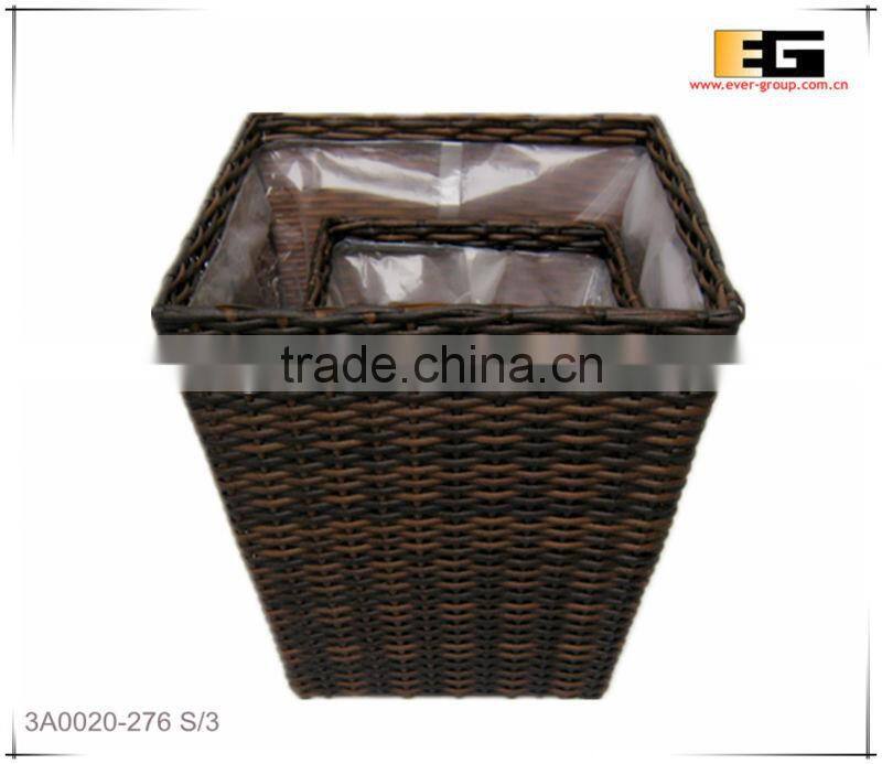 Plastic/PE rattan square with liner flower planter