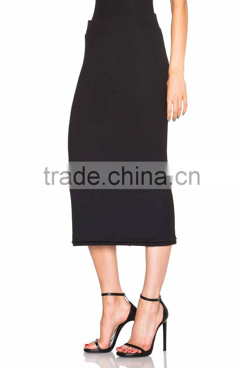 lady black back slit midi length tube skirt