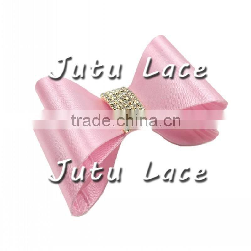 Hot selling fashion elegant shiny glitter crystal center teenage hair bows - 7cm big rhinestone center bowknots wholesale