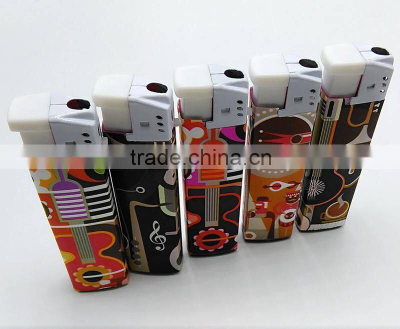 2016 Customized sticker refillable plastic electronic lighter for cigarette