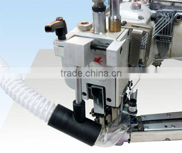 chain removal suction device with flat seamer machine