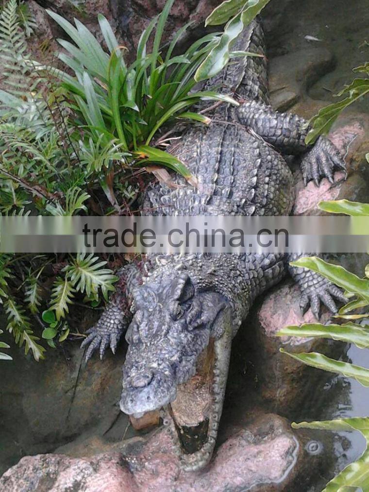 Moveable and static Imitate zoo alligator model