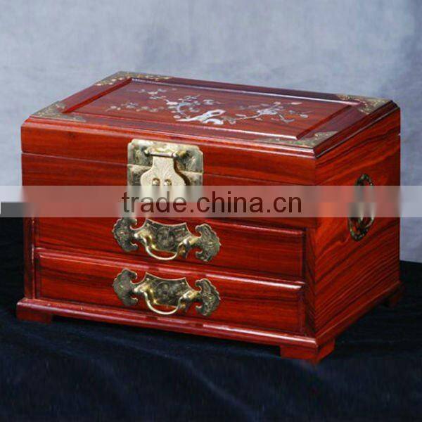Chinese style bronze-coloured wooden jewelry box