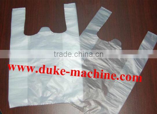 T-Shirt Bag Making Machine (GBDE600-700)