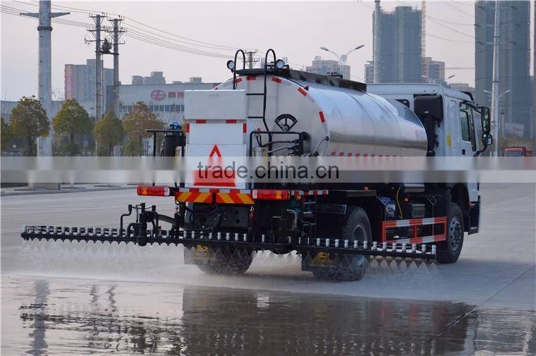 10m3 distributor truck asphalt / howo intelligent distributor truck asphalt