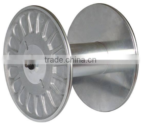 Aluminium beam for warping machine