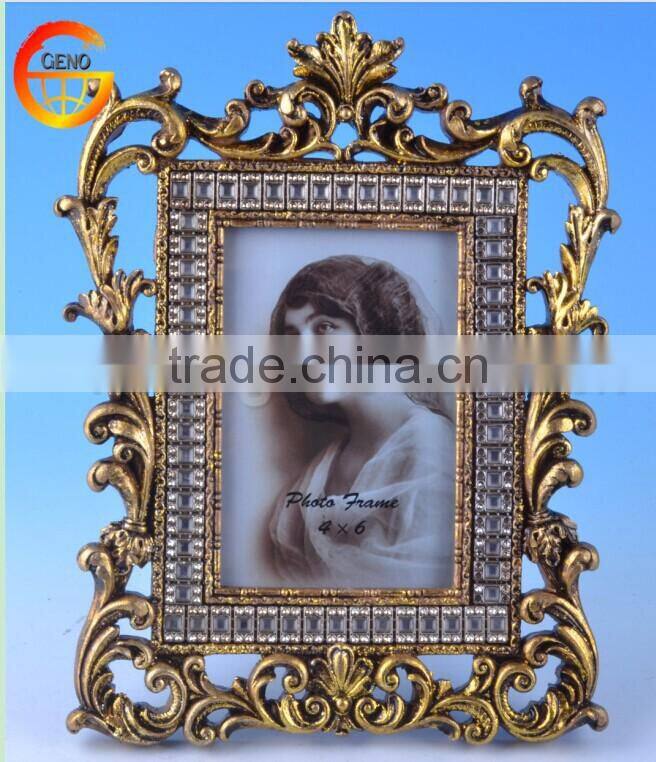 Small size photo frame with antique gold finish