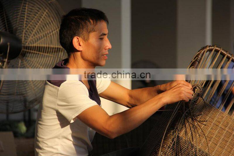 2017 Trade Assurance New Design famous modern restaurant used synthetic rattan all weather single dining chair